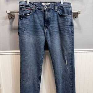 Tommy Hilfiger Straight Leg Jeans in Medium Blue with Flag Detail